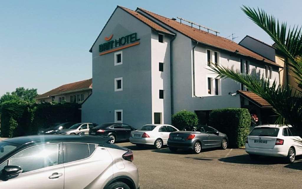 Brit Hotel Confort Pau Lons Екстер'єр фото