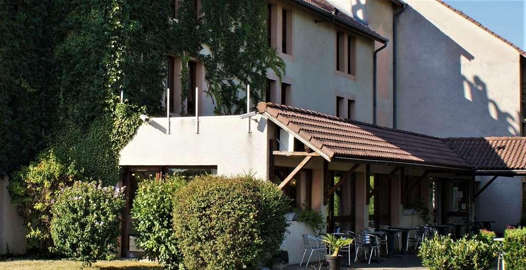 Brit Hotel Confort Pau Lons Екстер'єр фото